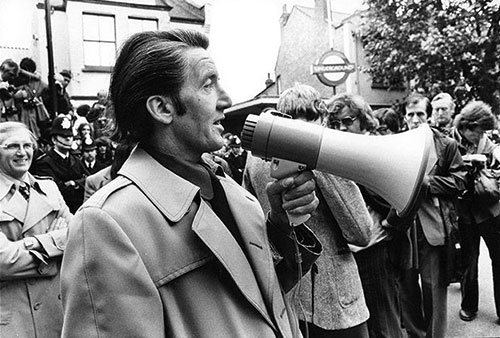 Dennis Skinner at a picket line in Greenwich in 1977