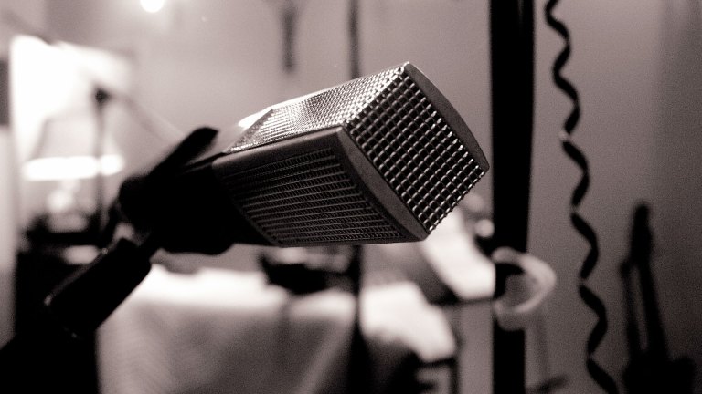 Microphone