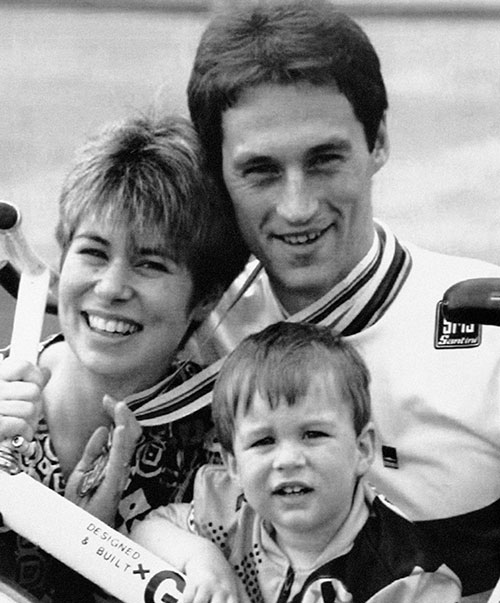 Graeme Obree with ex-wife Anne and son Ewan in 1993