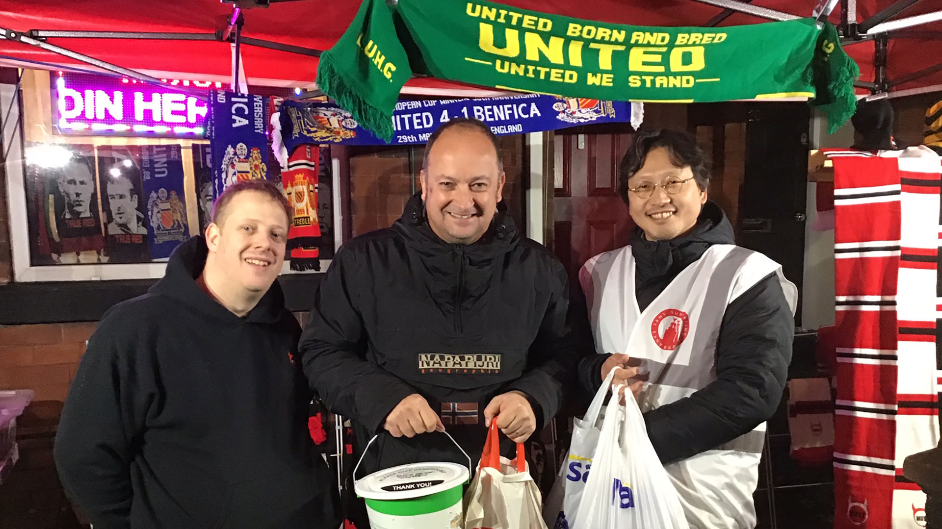 Ken Narita foodbanks Man U