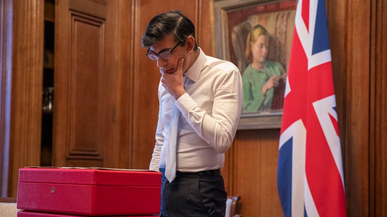 Rishi Sunak practices his Spending Review speech