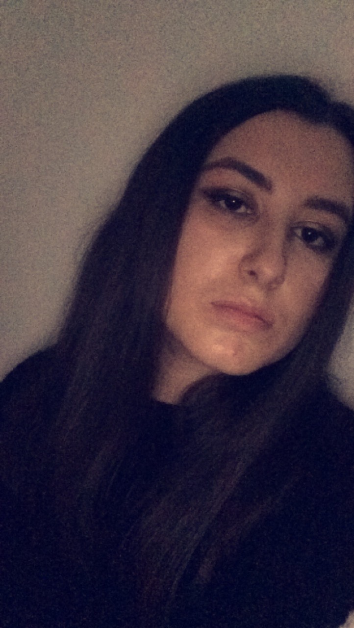 Emma Hurrell, 18, from Hertfordshire, has struggled with her mental health.