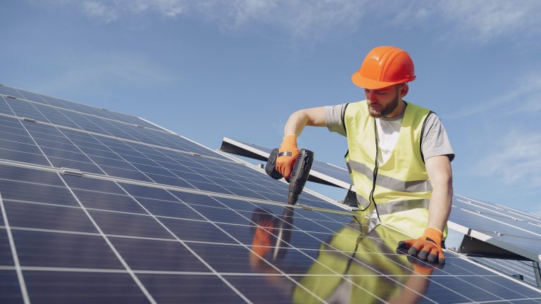 Nearly 34,000 green jobs were lost between 2014 and 2019