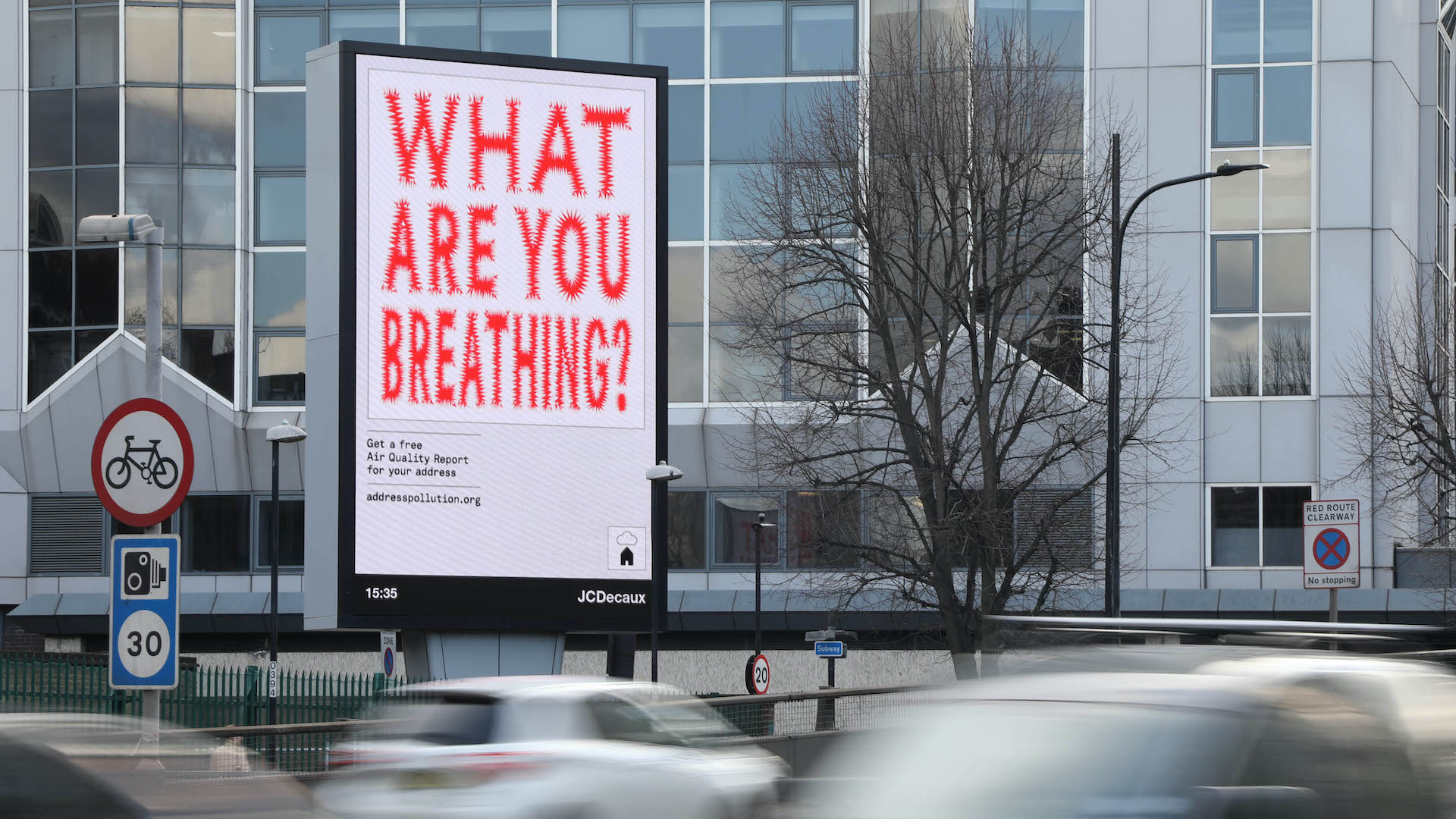 The Central Office of Public Interest wants estate agents to start warning renters and buyers about air pollution health risks