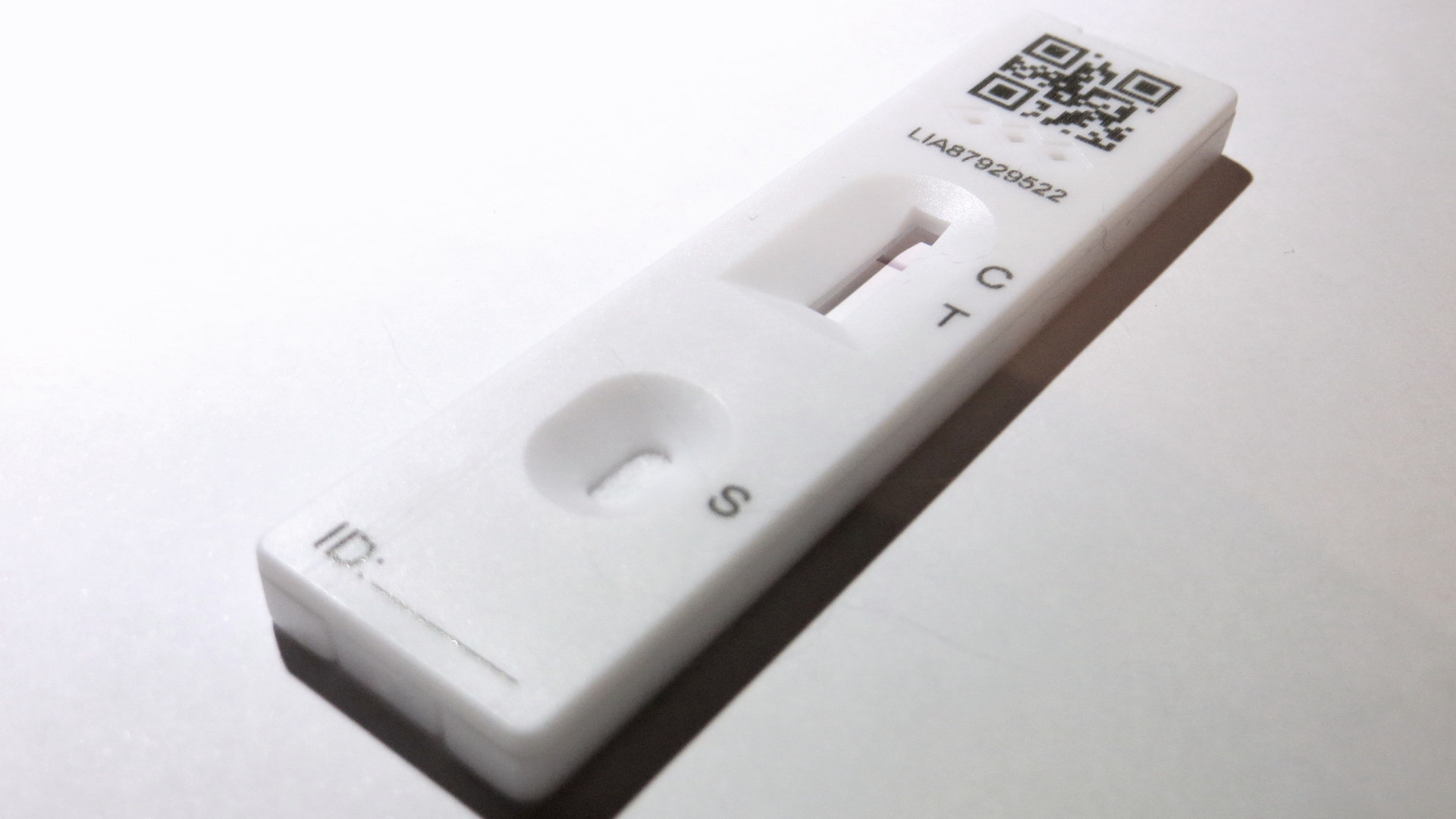 A coronavirus lateral flow test