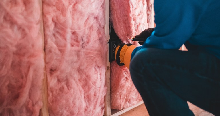 insulate houses