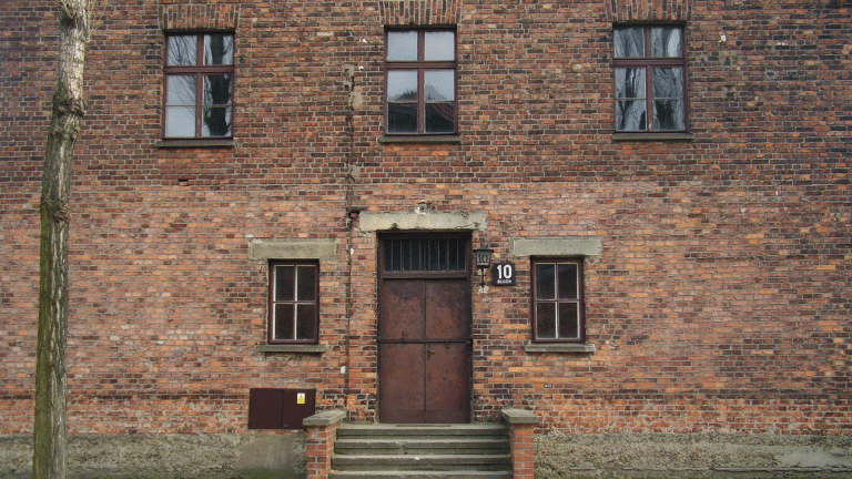 Auschwitz Block 10