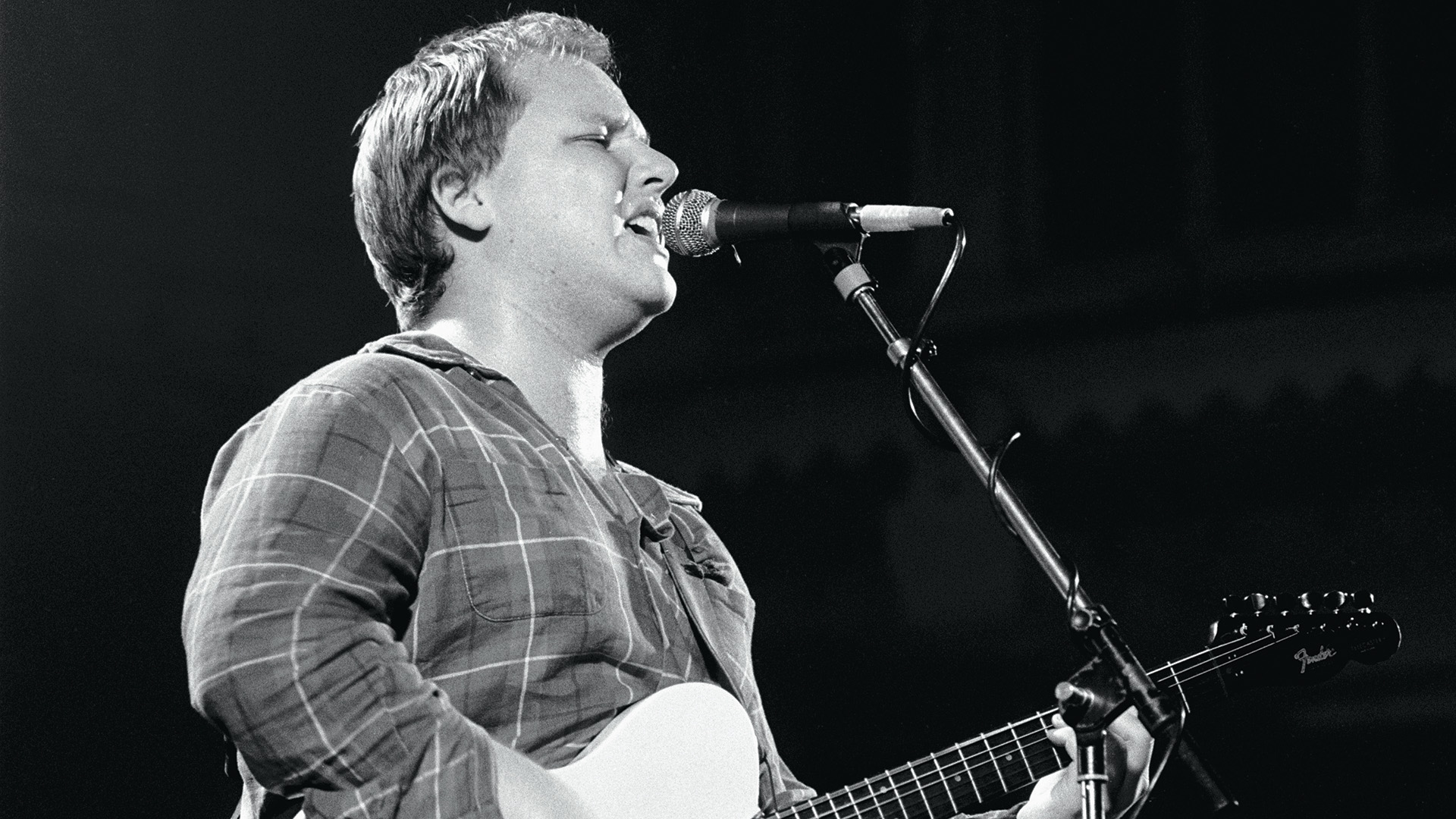 Black Francis onstage in 1988