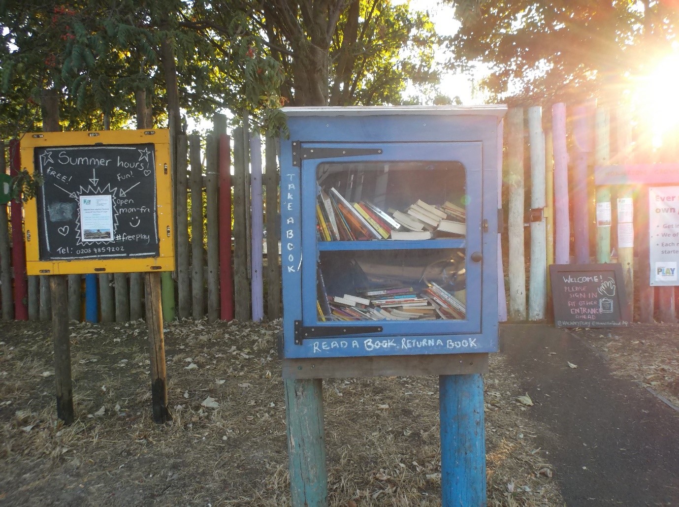 Community Library by Angela Hackney Foodbank 2022