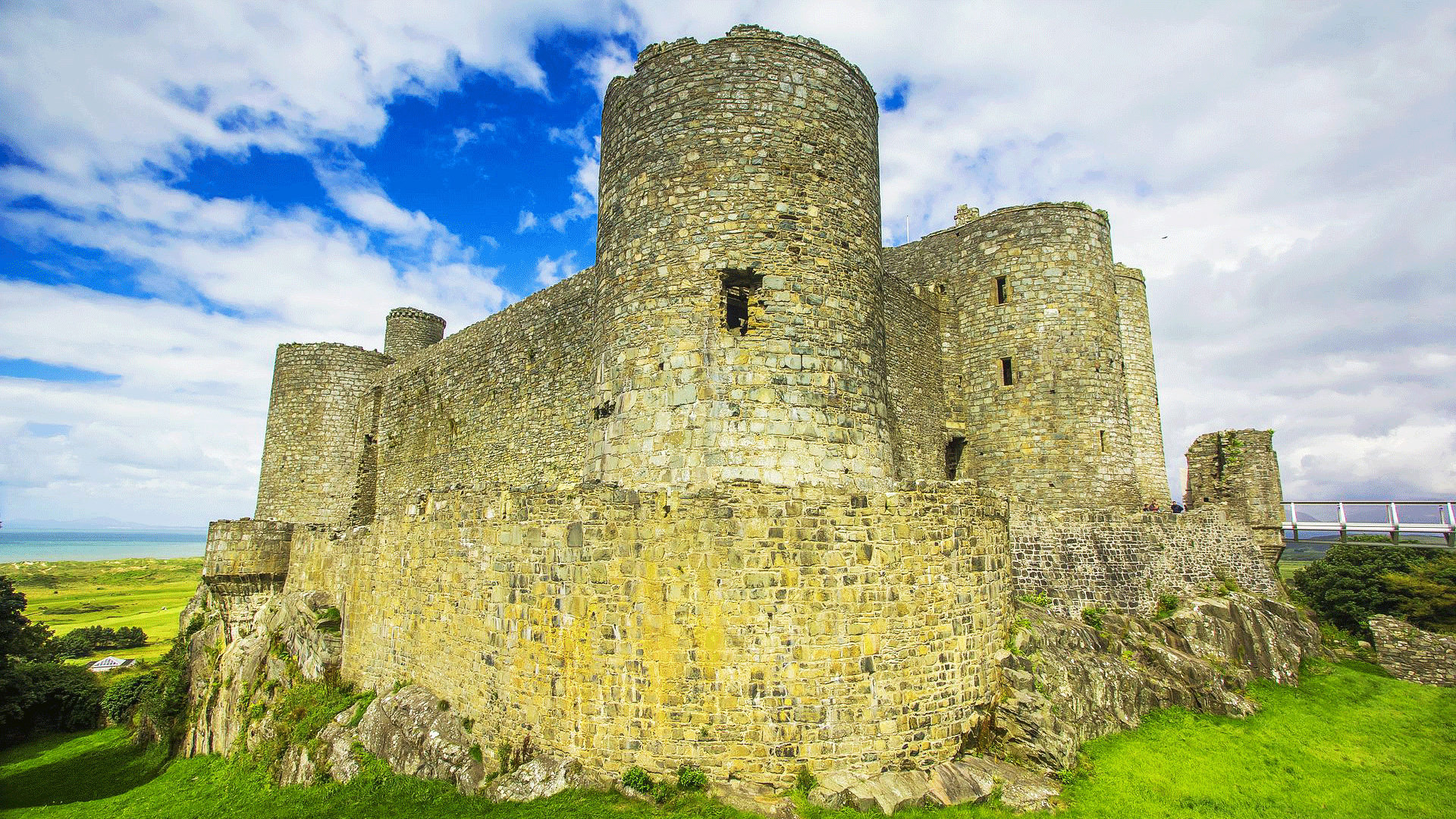 I'm in north Wales, on the fantasy beach holiday of my childhood - The ...