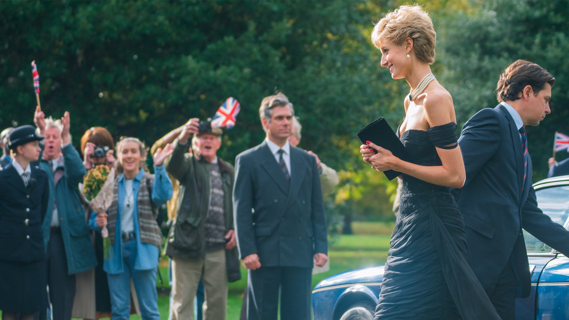 Elizabeth Debicki is dynamite as Princess Diana in The Crown.