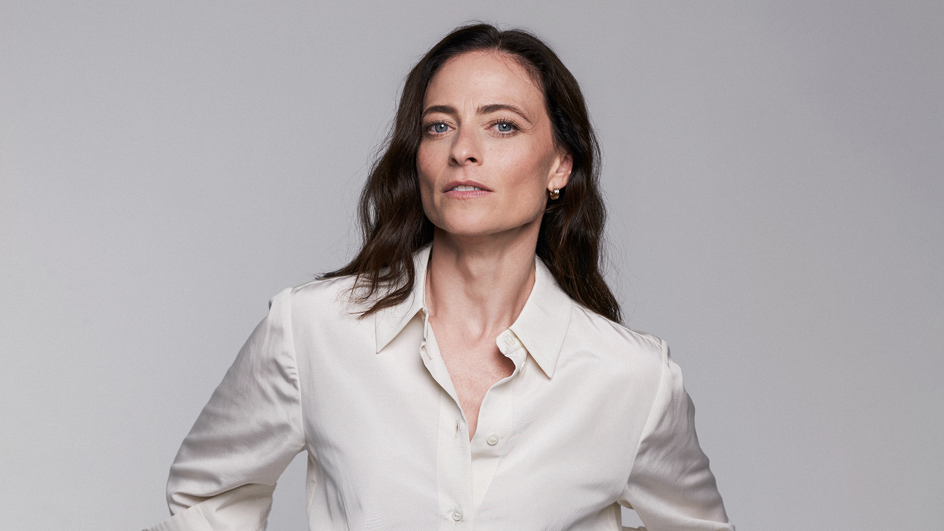 Lara Pulver