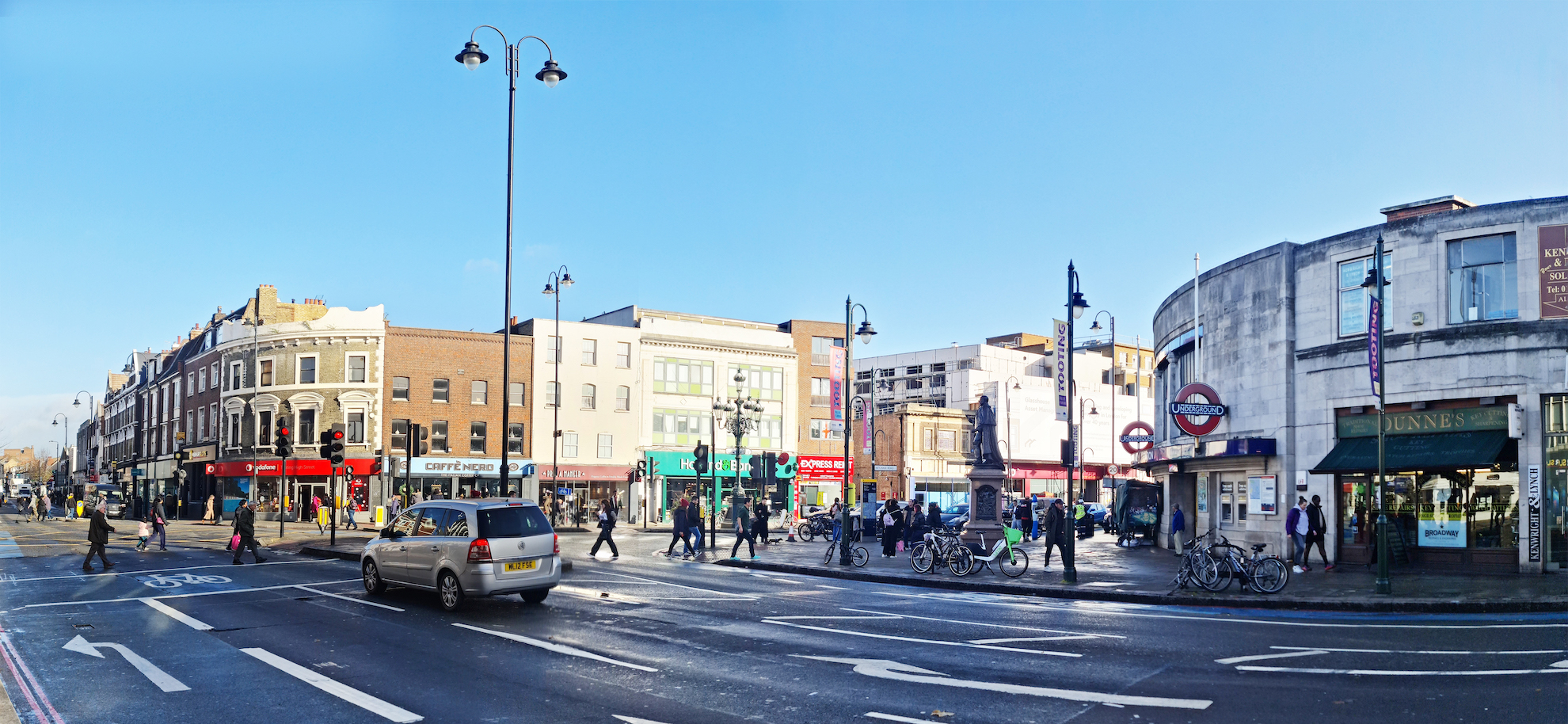 Tooting Broadway Junction