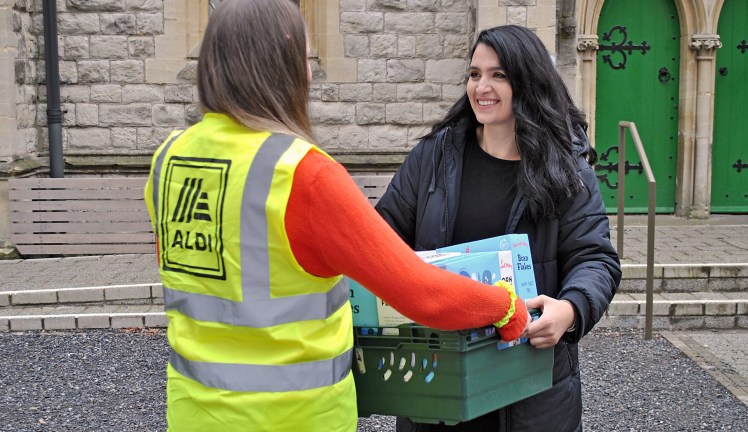 aldi/ food banks