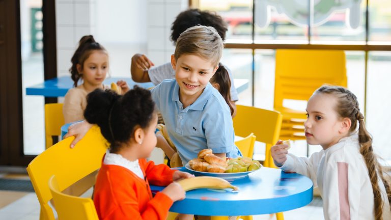 Free school meals/ universal credit