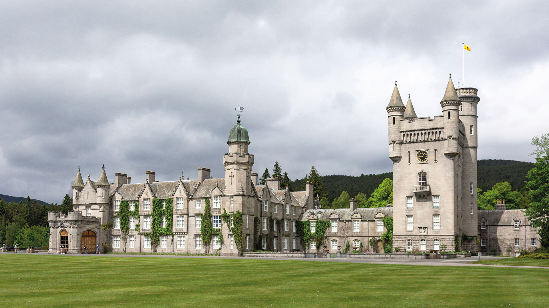 Balmoral castle