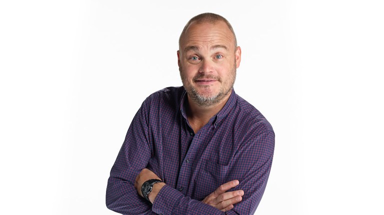 Al Murray in a purple shirt