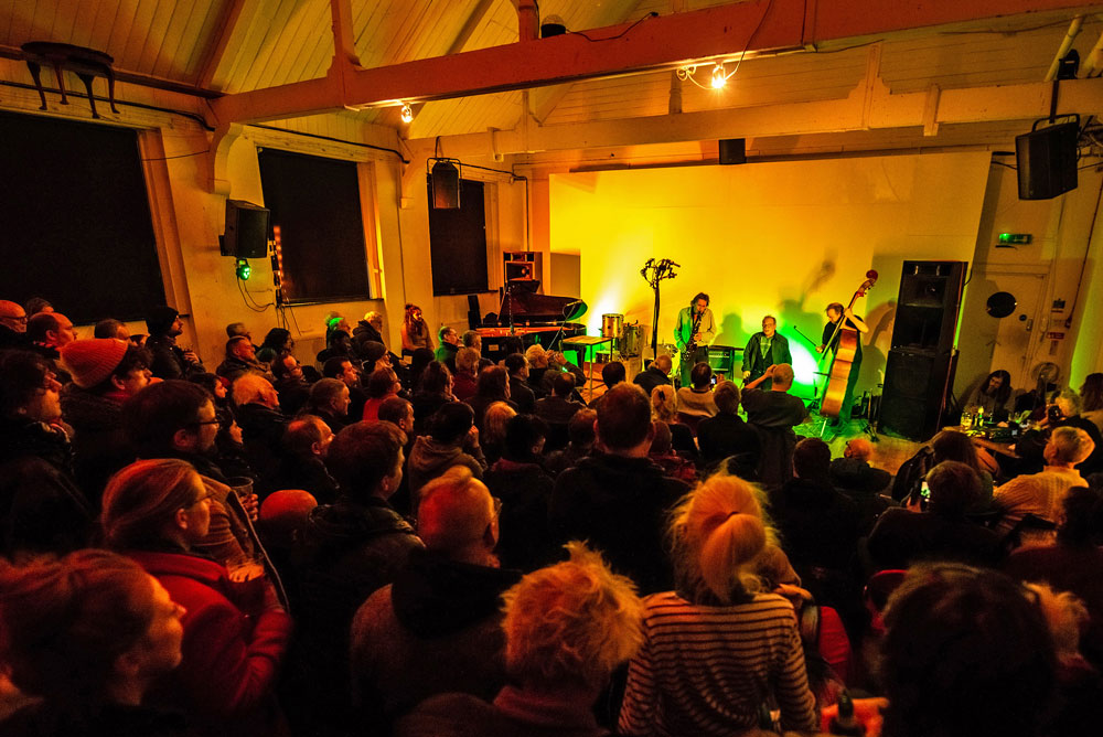 Band plays to packed crowd at London experimental venue Iklectik