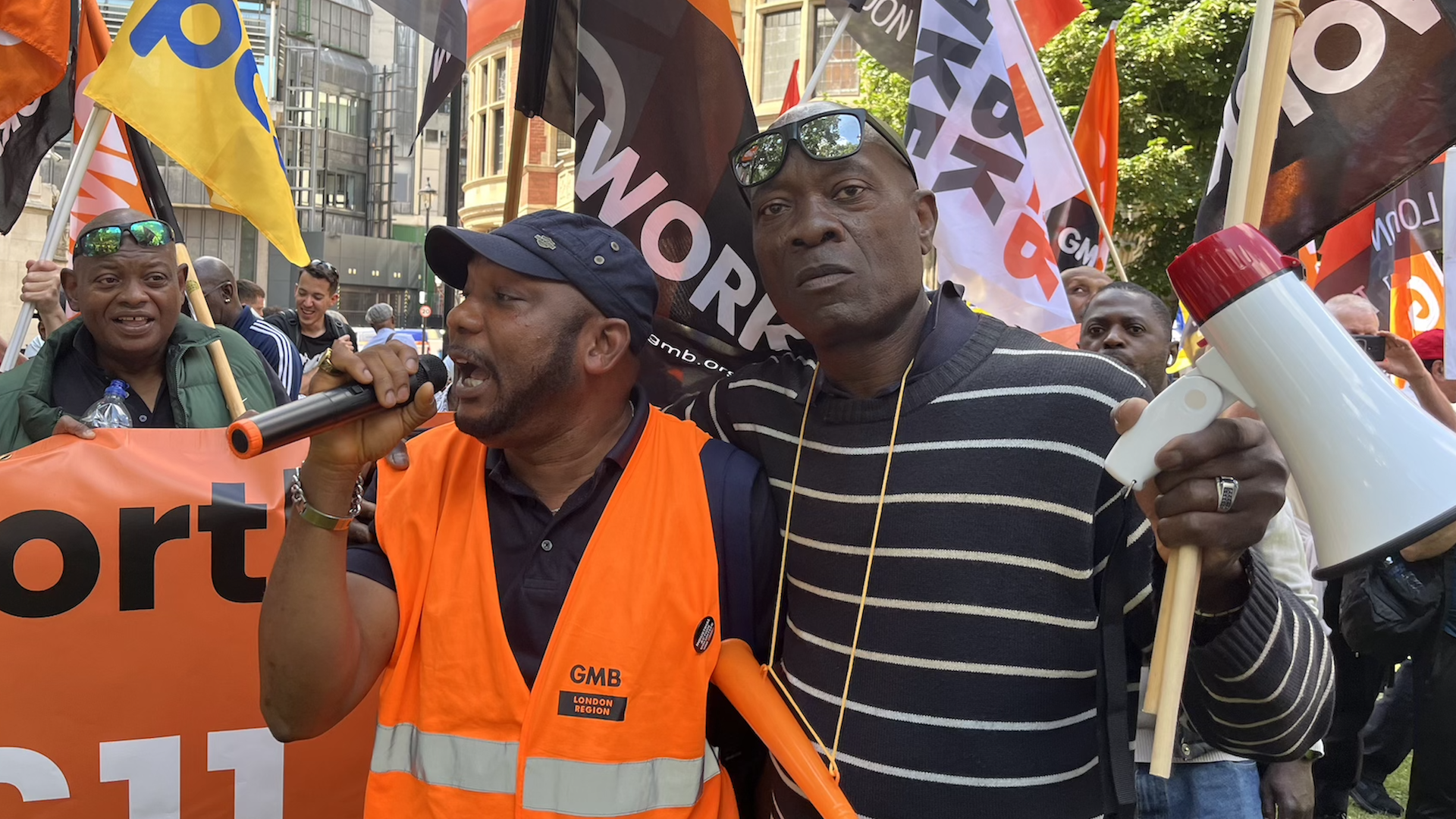 dwp jobcentre security guards on the picket line