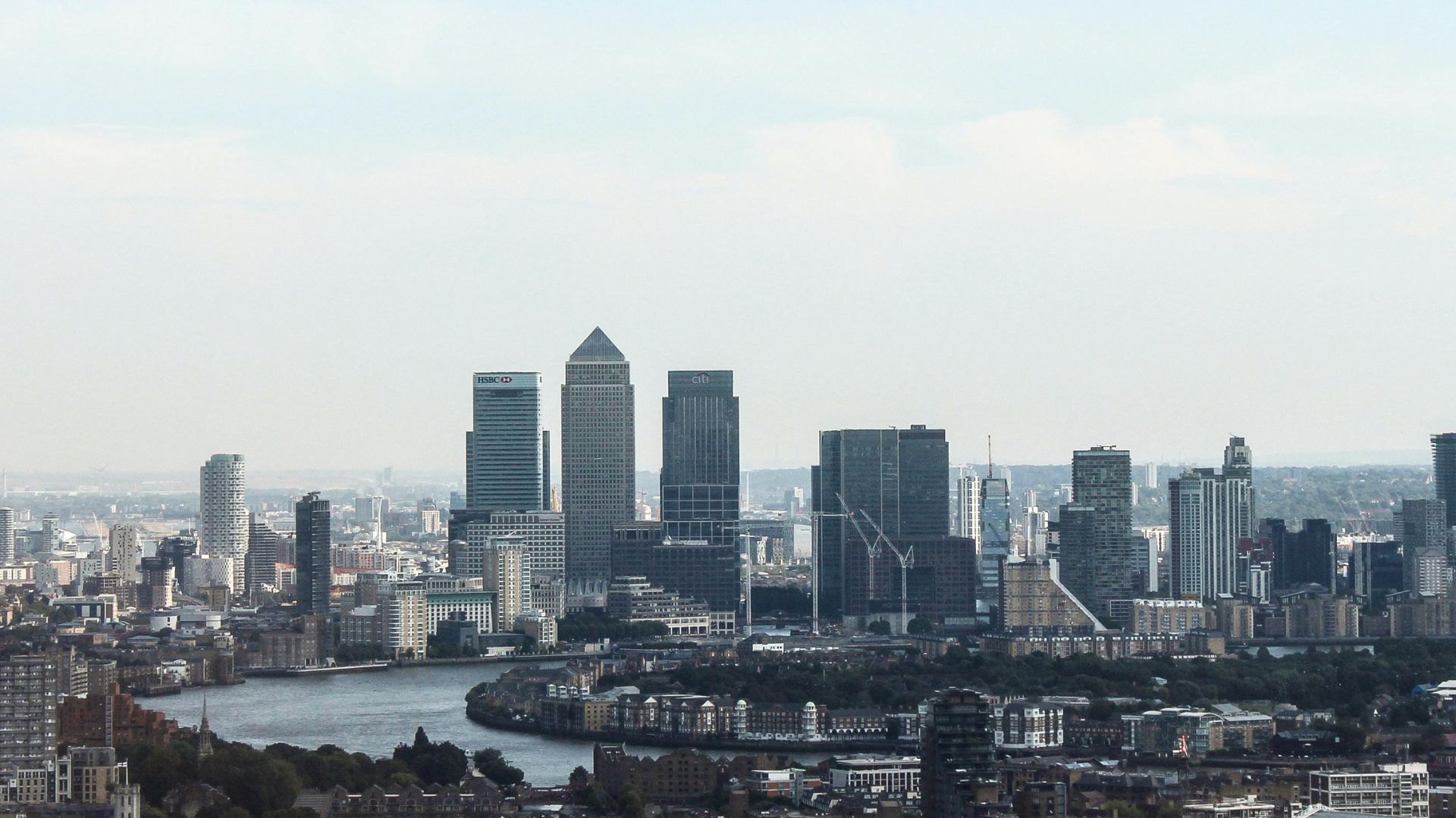 London skyline shows financial district
