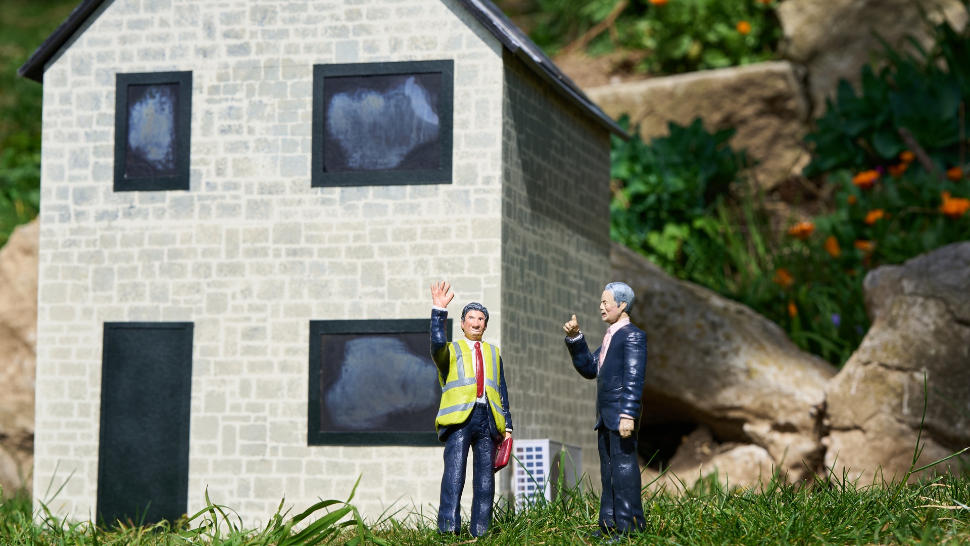 Tiny versions of Ed Miliband and Nigel Farage at Southsea Model Village