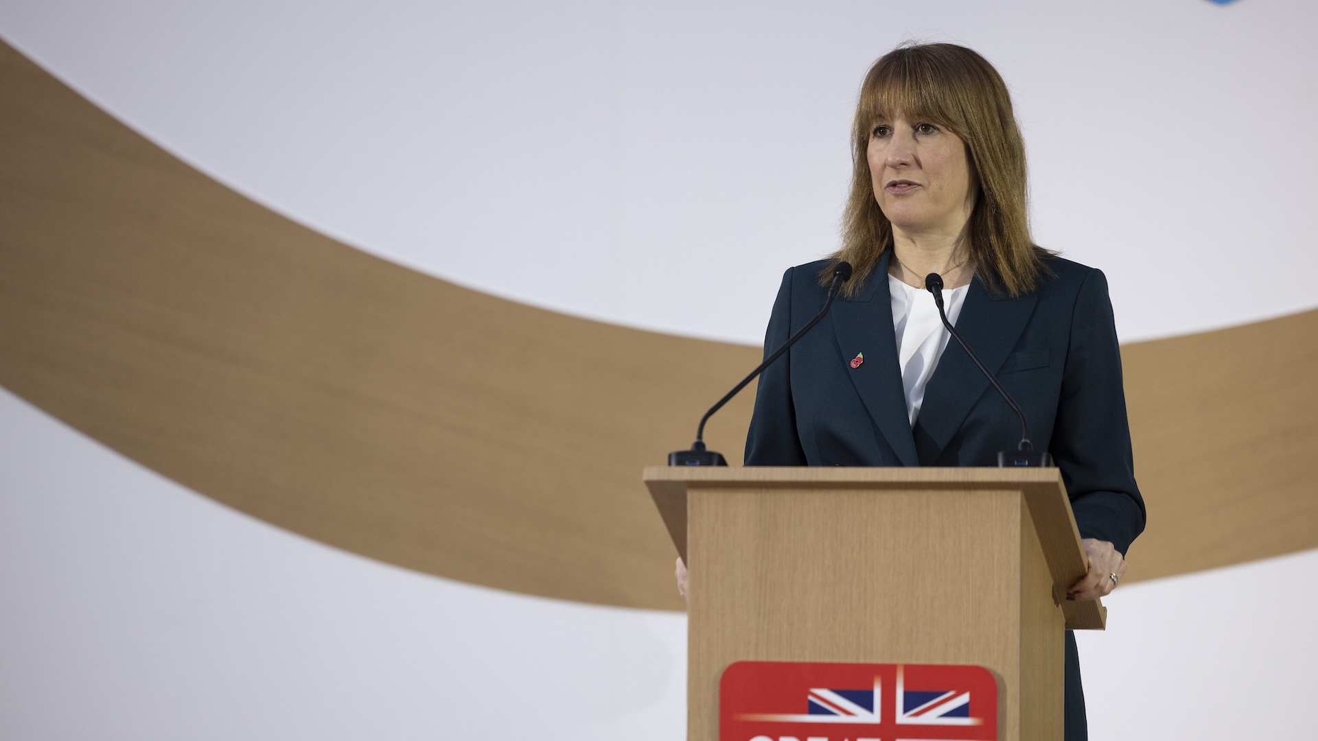 rachel reeves making a speech