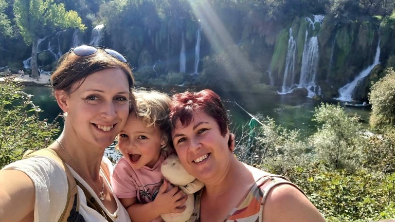 Ayla Holdom and loved ones