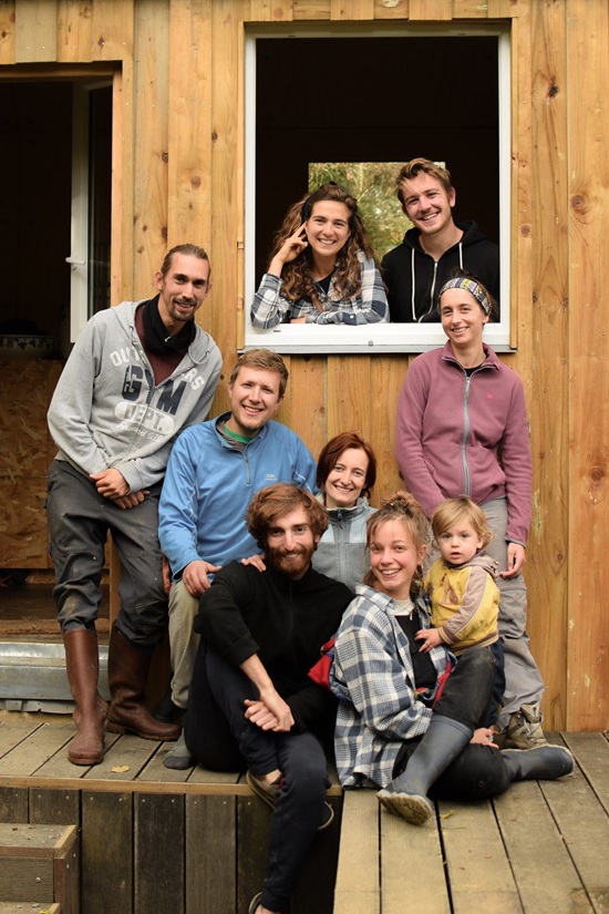 Hameaux L&eacute;gers residents in France