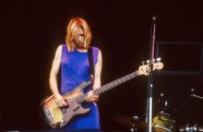 Sonic Youth s Kim Gordon Trump Hopefully He ll Just Keel Over Big 