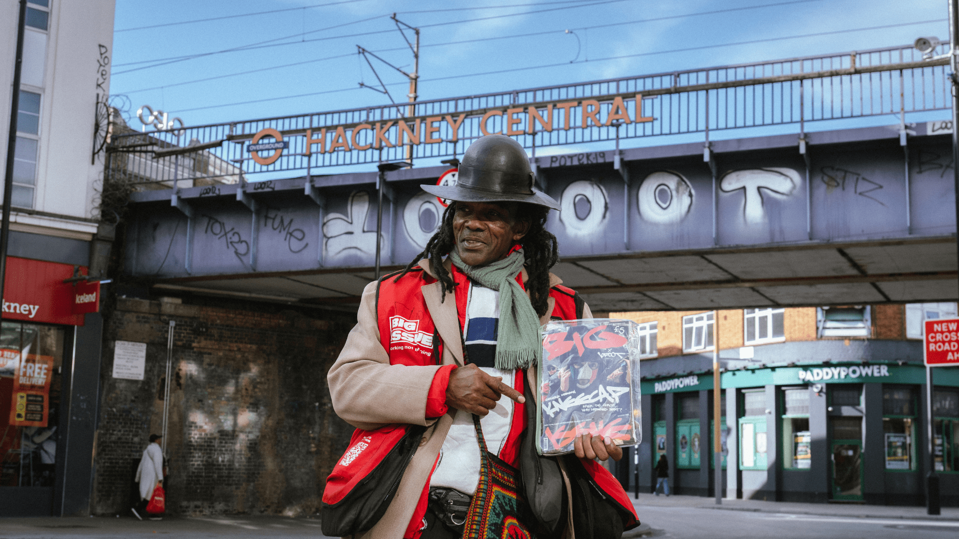 Big Issue vendor Easton Christian on his pitch in Hackney, East London. Credit: Juliette Pedram for Big Issue