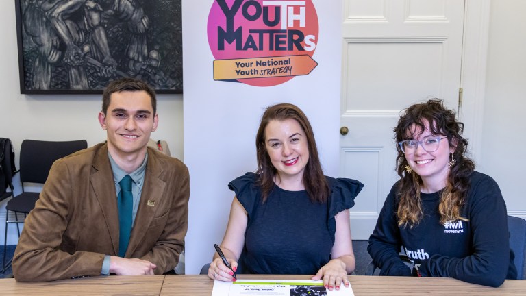 Stephanie Peacock MP signing the Power of Youth Charter