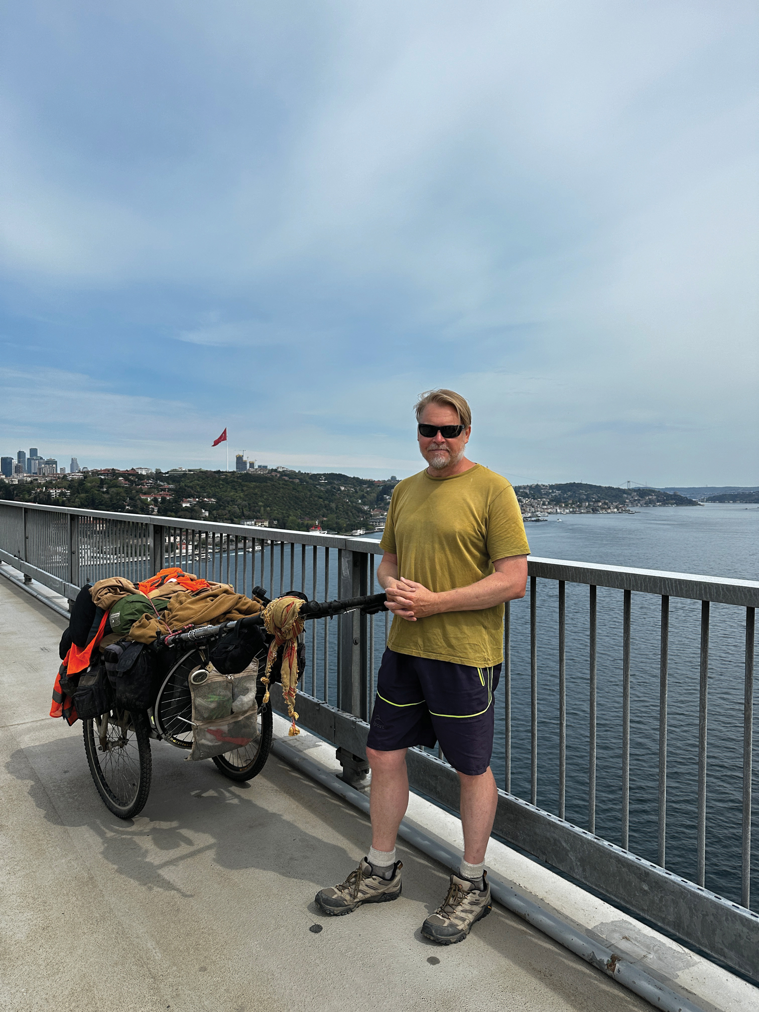 Karl Bushby reaching Istanbul in 2025