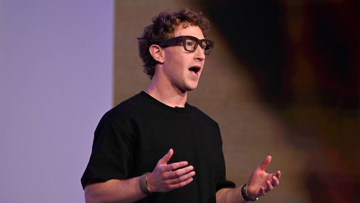 Mark Zuckerberg wearing Meta smart glasses