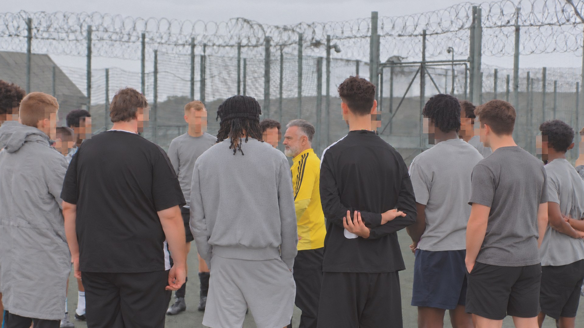 Crxssbar football